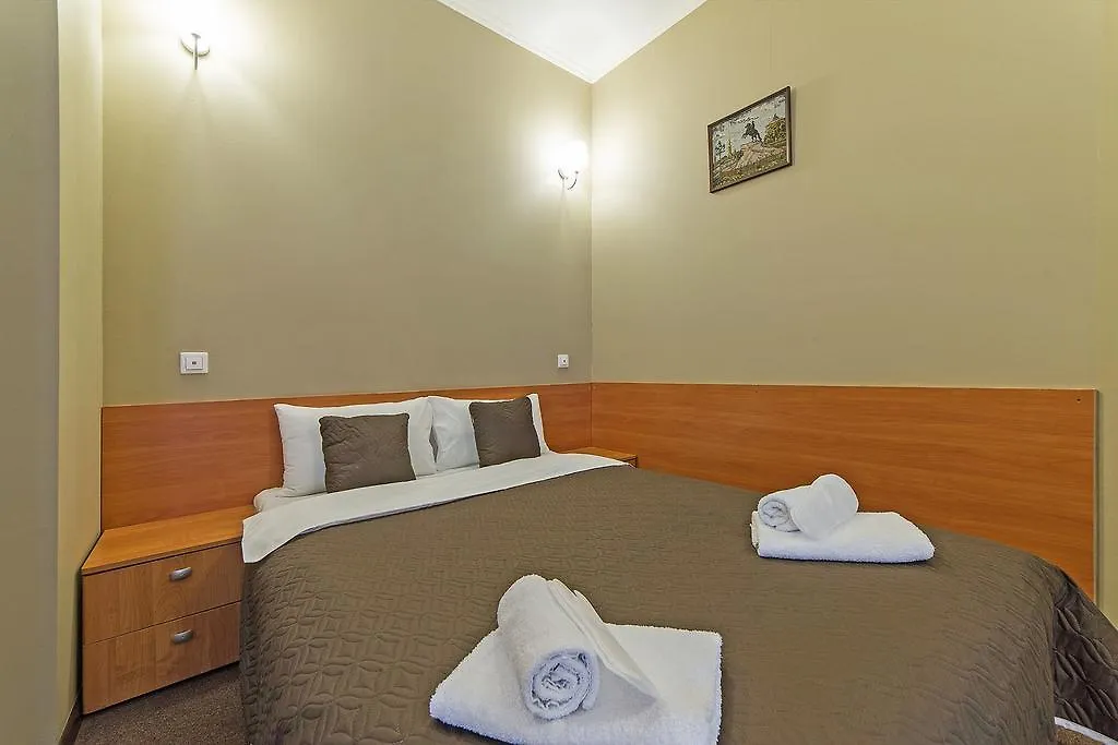 بيت ضيافة Anichkov Bridge Mini Hotel سانت بطرسبرغ