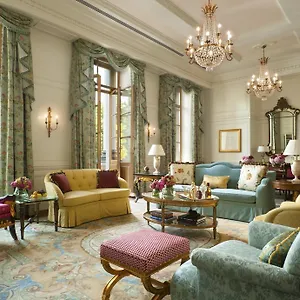 5* فندق Four Seasons Lion Palace